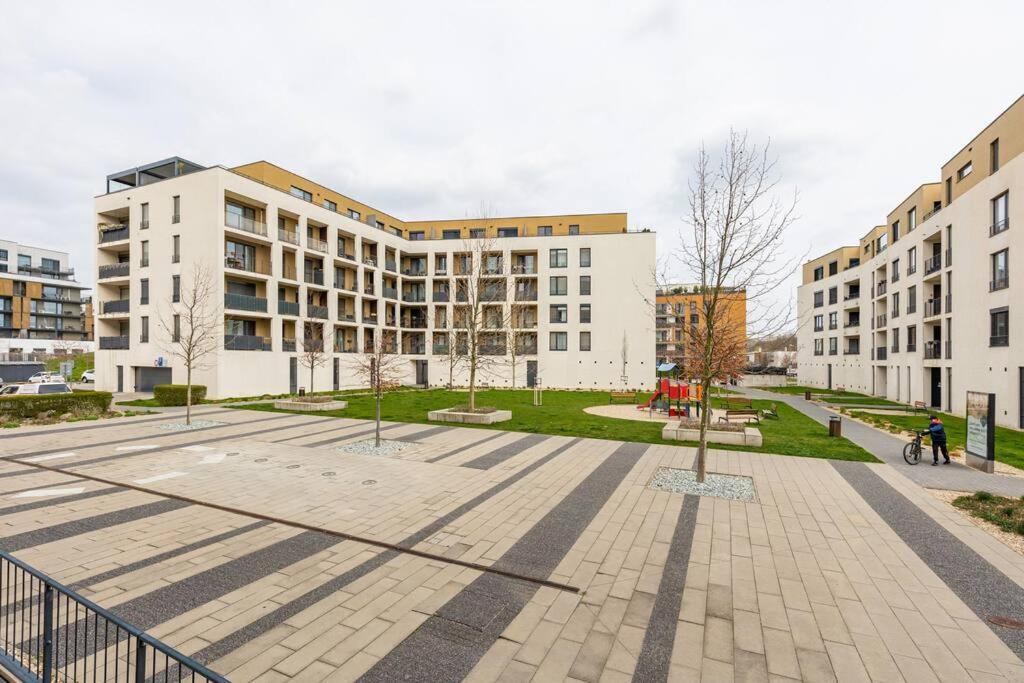 Cityscape Oasis: Active Studio Heaven Bratislava Exterior foto